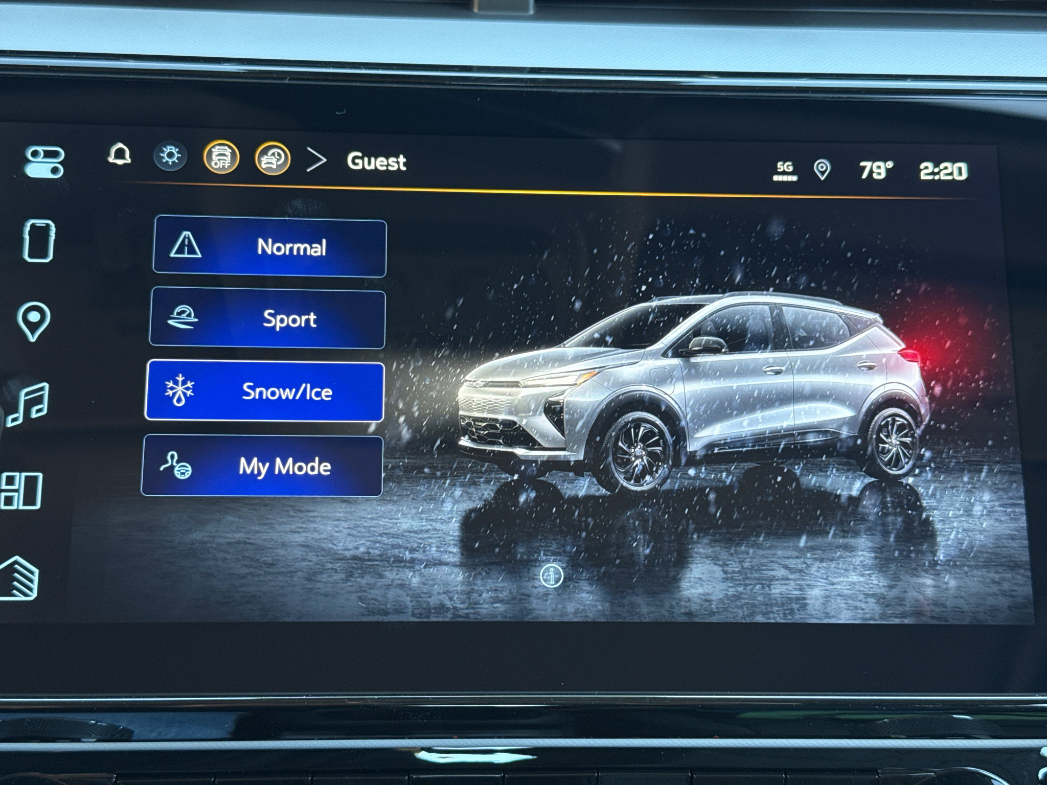 New 2027 Chevrolet Bolt LT w/ Comfort Package FWD image 24