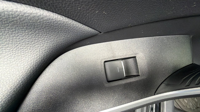 Used 2022 Toyota RAV4 XLE Premium FWD image 28