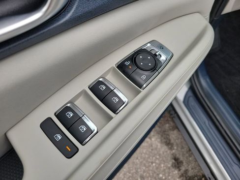 New 2026 Kia Carnival EX image 21