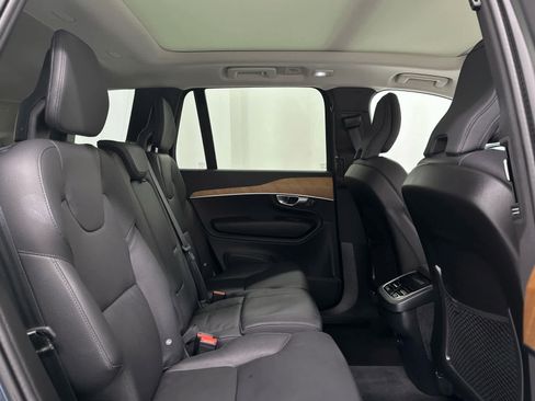Used 2024 Volvo XC90 B5 Plus image 22