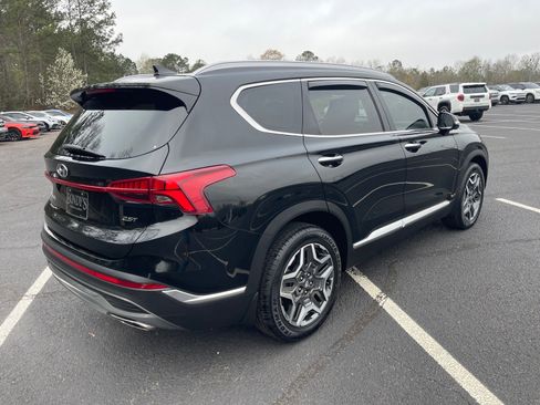 Used 2022 Hyundai Santa Fe Limited w/ Cargo Package image 17