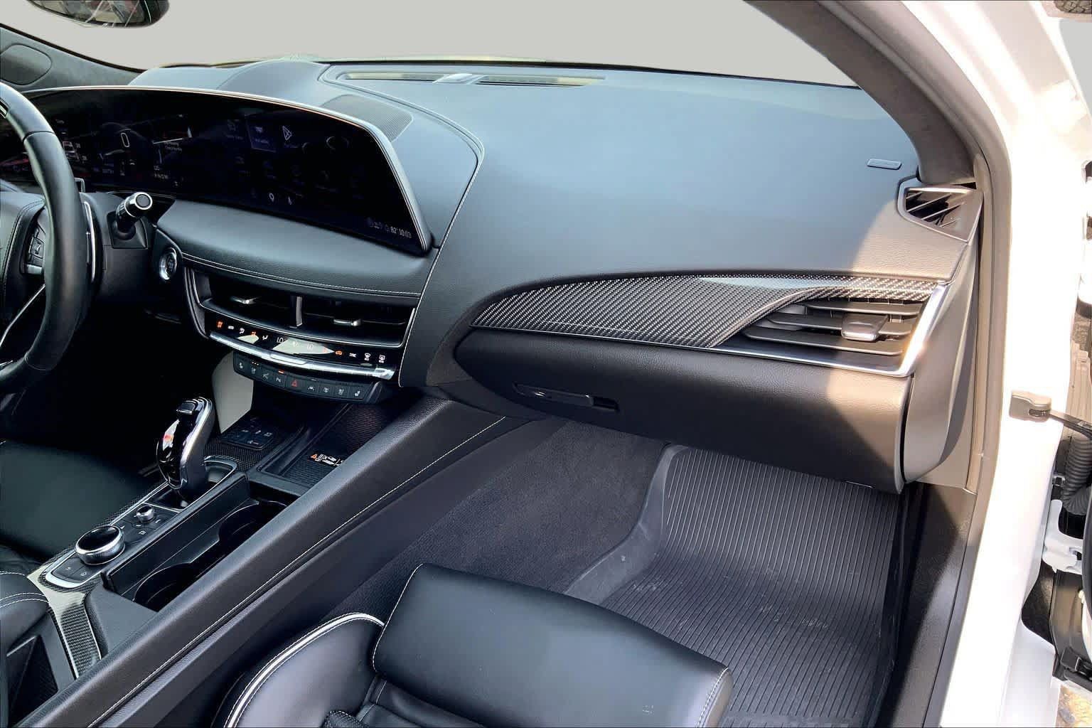 Used 2026 Cadillac CT5 V w/ Technology Package RWD image 17