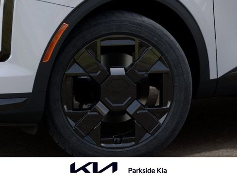 New 2026 Kia Sportage X-Line w/ X-Line Premium Package AWD/4WD image 9