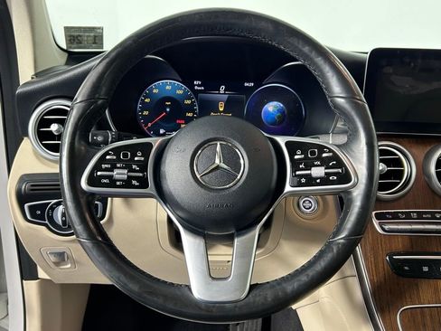 Used 2021 Mercedes-Benz GLC 300 4MATIC image 26