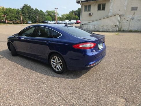 Used 2013 Ford Fusion SE FWD image 10