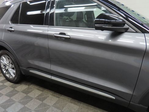 Used 2026 Ford Explorer Platinum AWD/4WD image 39