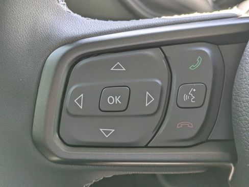 New 2025 Jeep Gladiator Mojave w/ Convenience Group image 21