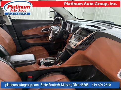 Used 2017 Chevrolet Equinox Premier w/ Enhanced Convenience Package image 38
