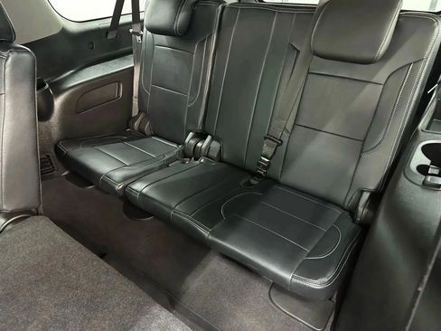 Used 2019 GMC Yukon XL SLE AWD/4WD image 15