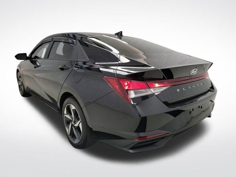 Used 2023 Hyundai Elantra SEL w/ Convenience Package FWD image 7