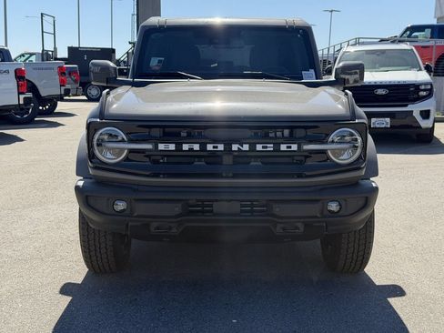 New 2026 Ford Bronco Outer Banks AWD/4WD image 2