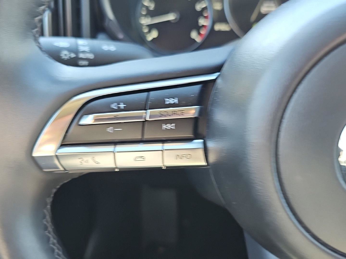 Used 2026 MAZDA CX-50 AWD 2.5 S w/ Cargo Package image 15