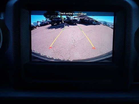 Used 2023 Jeep Wrangler Unlimited AWD/4WD image 15