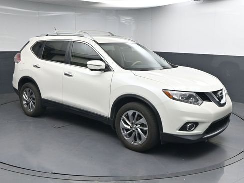 Used 2015 Nissan Rogue SL FWD image 1
