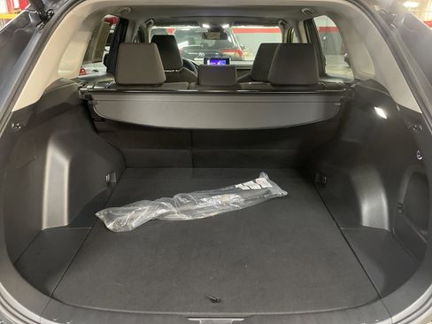 Used 2025 Toyota RAV4 XLE image 25