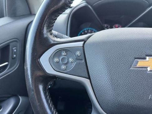 Used 2020 Chevrolet Colorado LT w/ Safety Package image 6