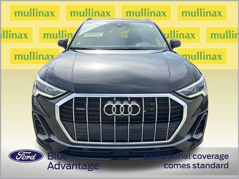 Used 2022 Audi Q3 2.0T Premium Plus w/ Premium Plus Package AWD/4WD image 12