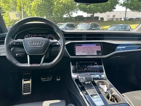 Used 2024 Audi RS 7 Performance AWD/4WD image 11