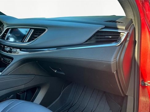 Used 2023 Buick Enclave Essence w/ Sport Touring Edition image 17