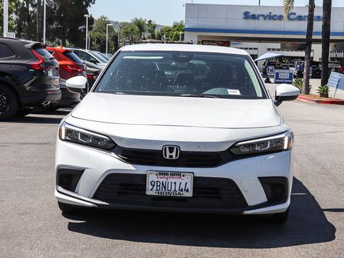 Used 2022 Honda Civic LX image 2