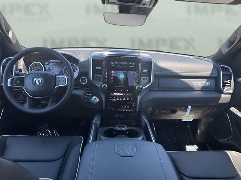 Used 2026 RAM 1500 Laramie AWD/4WD image 15