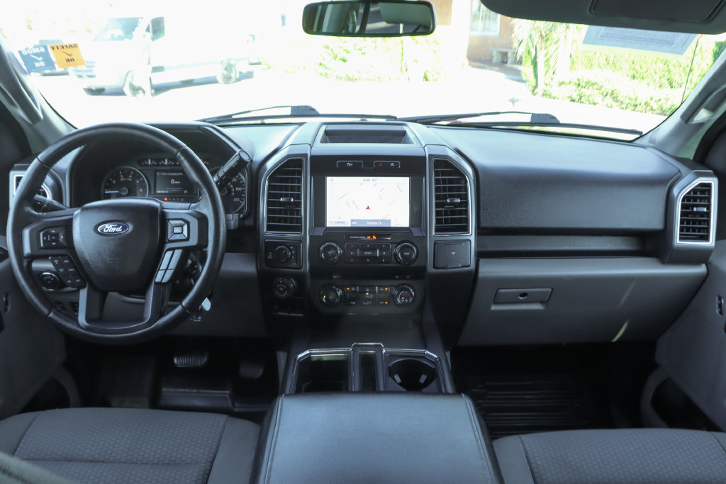 Used 2019 Ford F150 XLT w/ Equipment Group 302A Luxury AWD/4WD image 27