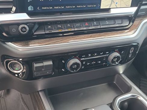 New 2026 Chevrolet Silverado 1500 LT Trail Boss w/ LT Trail Boss Premium Package AWD/4WD image 32