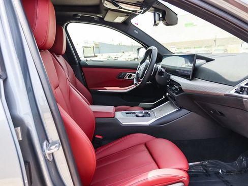 Certified 2025 BMW 330i Sedan RWD image 18