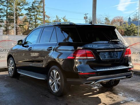 Used 2016 Mercedes-Benz GLE 350 4MATIC w/ Premium Package image 9