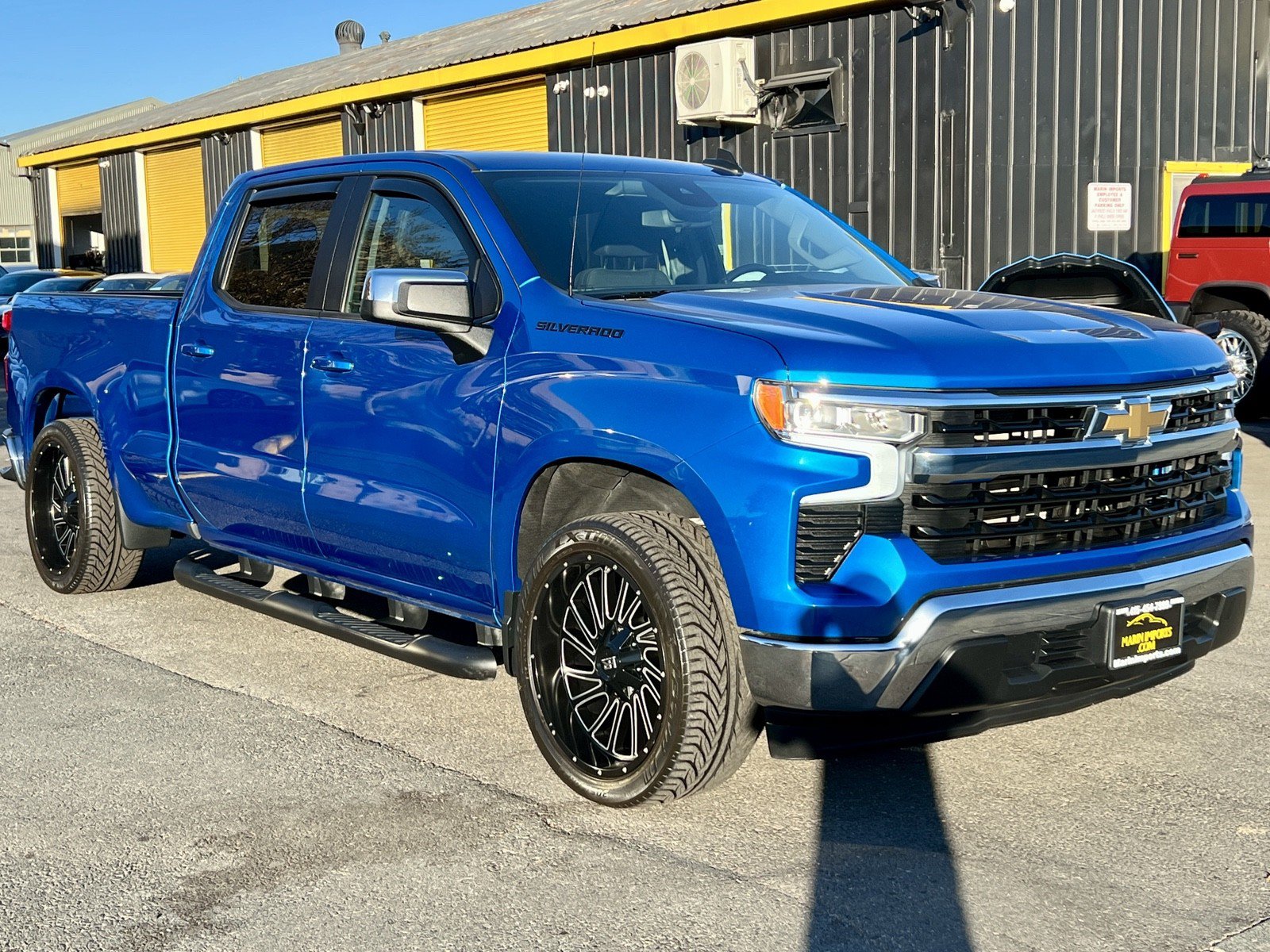 Used 2022 Chevrolet Silverado 1500 LT RWD image 4
