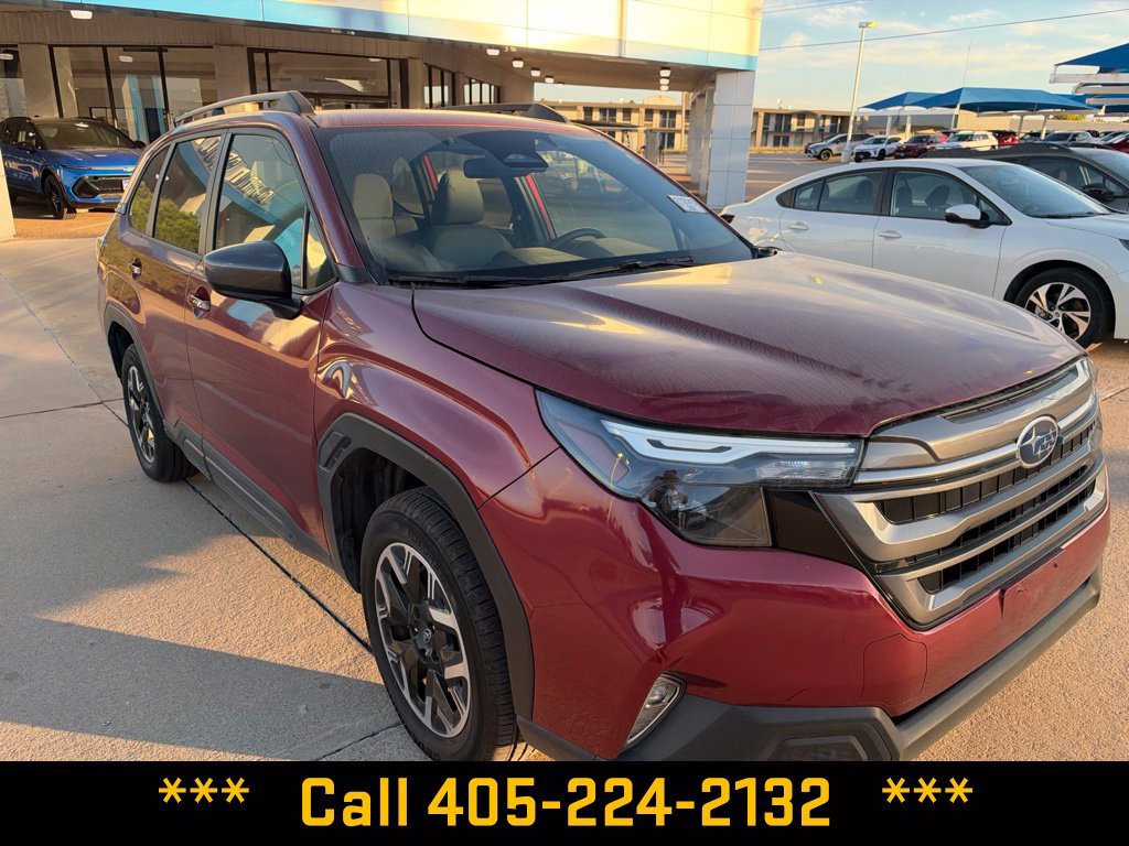 Used 2025 Subaru Forester Premium AWD/4WD image 13