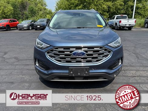 Used 2019 Ford Edge SEL w/ Equipment Group 201A AWD/4WD image 2