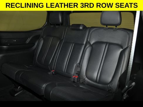 Used 2022 Jeep Wagoneer Series III w/ Flexible Seating Group AWD/4WD image 13
