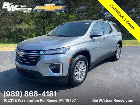 Used 2023 Chevrolet Traverse LT FWD image 1