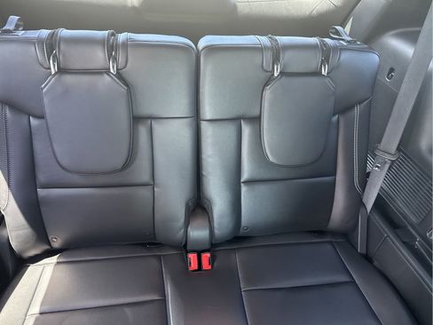 Used 2024 Ford Explorer ST w/ Equipment Group 401A AWD/4WD image 24