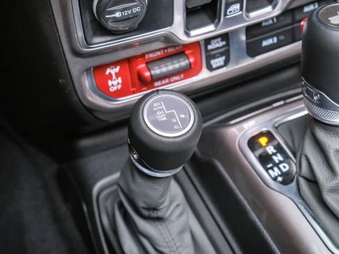 Used 2024 Jeep Wrangler Unlimited Rubicon 392 image 70