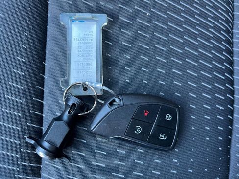 Used 2025 Chevrolet Equinox LT image 22