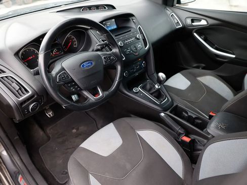 Used 2016 Ford Focus ST image 14