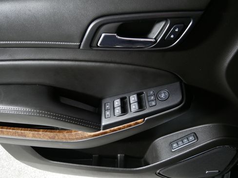 Used 2017 Chevrolet Tahoe Premier image 19
