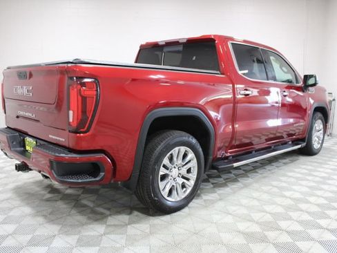 Used 2022 GMC Sierra 1500 Denali w/ Driver Alert Package II AWD/4WD image 12