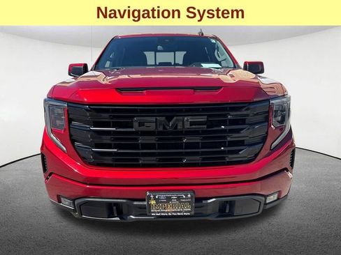 Used 2023 GMC Sierra 1500 Elevation w/ Preferred Package image 4