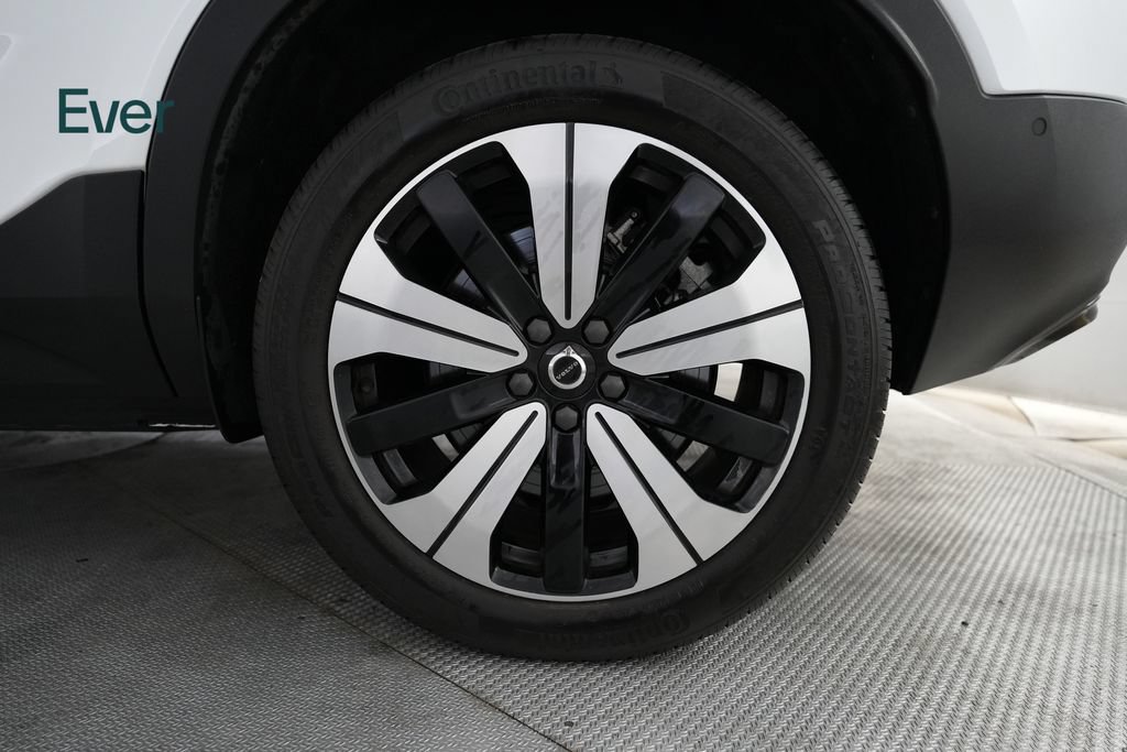 Used 2023 Volvo C40 P8 Recharge Plus AWD/4WD image 9