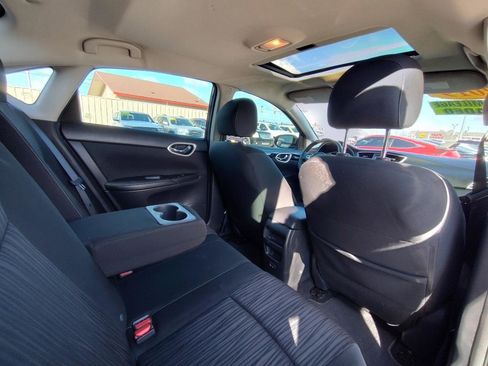 Used 2019 Nissan Sentra SV image 39