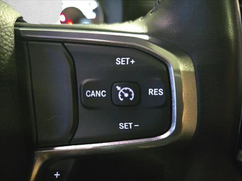 Used 2023 RAM 1500 Laramie AWD/4WD image 16