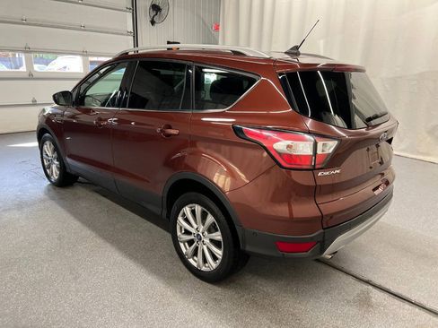 Used 2018 Ford Escape Titanium AWD/4WD image 6