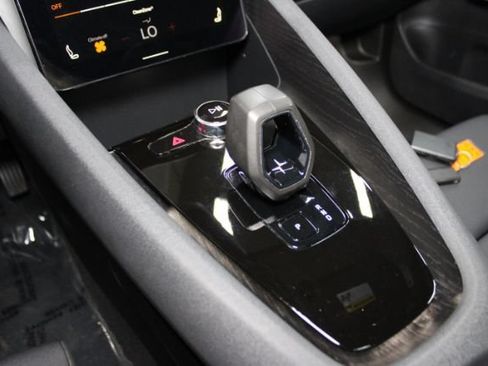 Used 2024 Polestar Polestar 2 AWD/4WD image 12