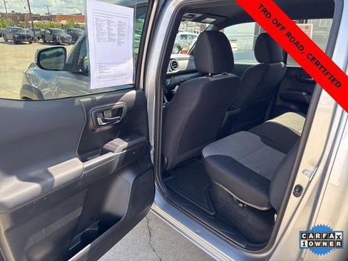 Certified 2022 Toyota Tacoma TRD Off-Road image 15