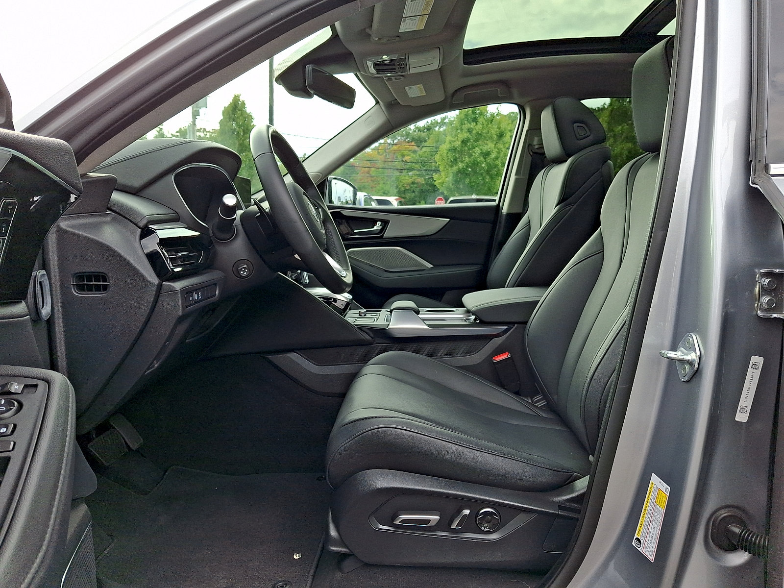Certified 2024 Acura MDX SH-AWD image 13
