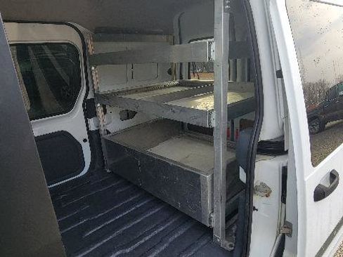 Used 2011 Ford Transit Connect XLT image 7