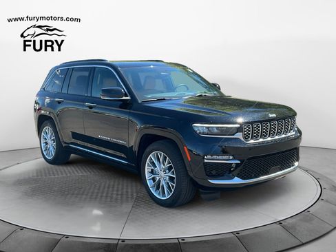 Used 2024 Jeep Grand Cherokee Summit w/ Advanced Protech Group IV AWD/4WD image 1